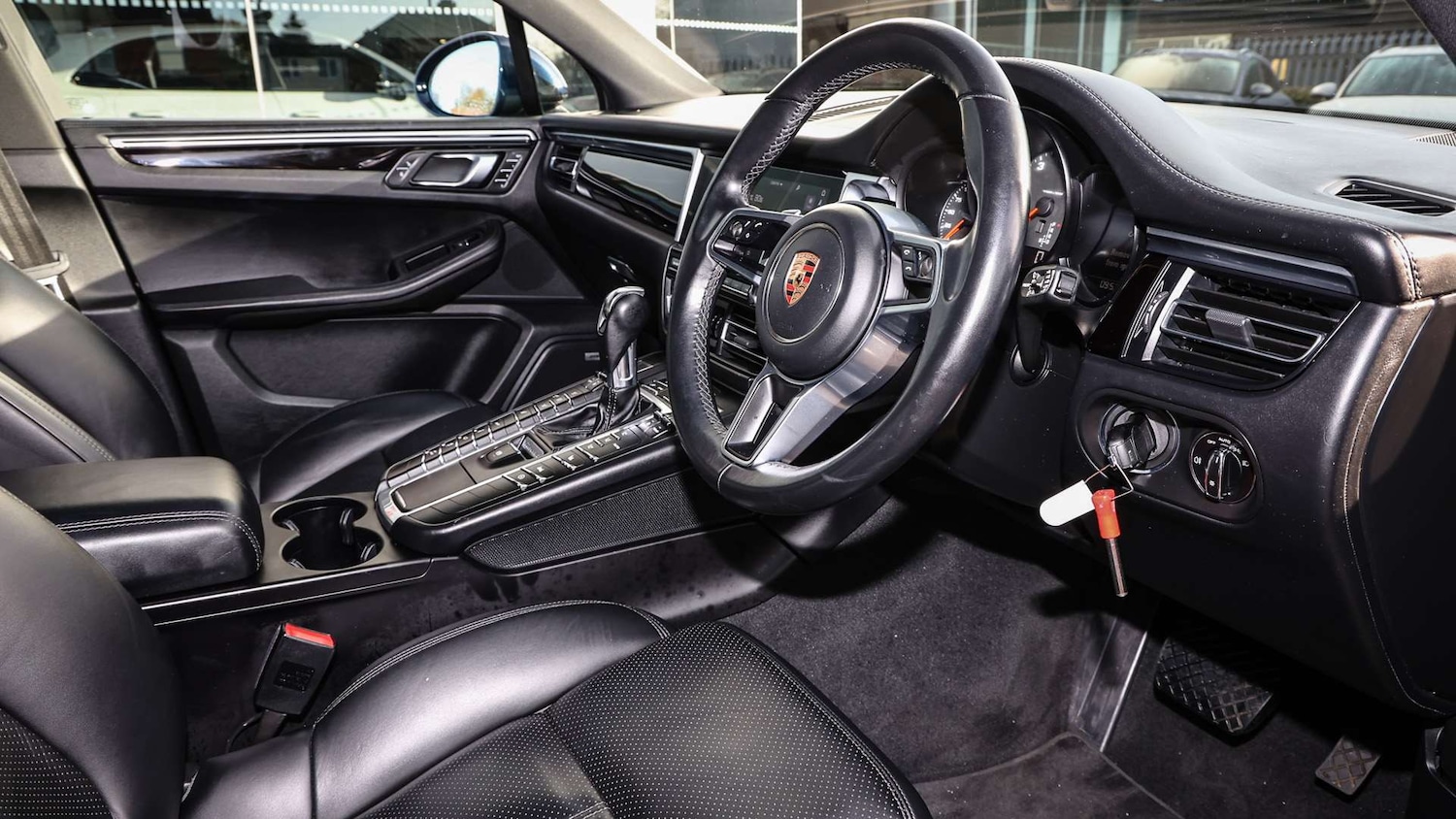 Used Porsche Macan for sale - 77862536: Photo 3