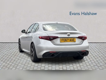 Used Alfa Romeo Giulia 2017 for sale - 79535465: Photo