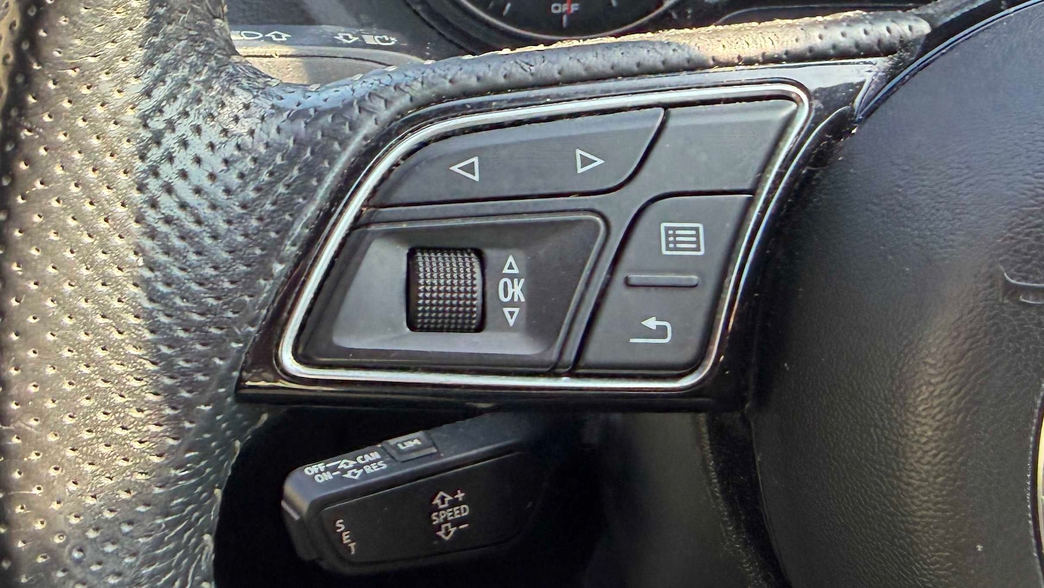 Used Audi Q2 2017 for sale - 77960647: Photo 11