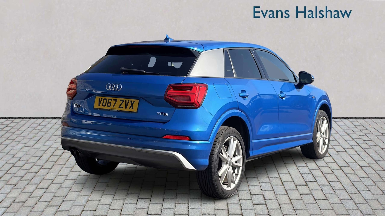 Used Audi Q2 2017 for sale - 77960647: Photo 2