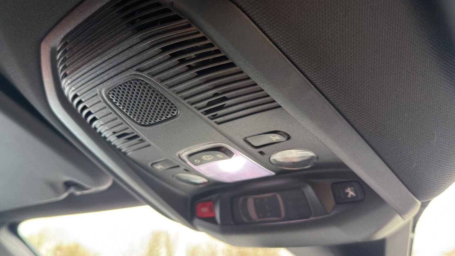 Used Peugeot 3008 2017 for sale - 77856498: Photo 16