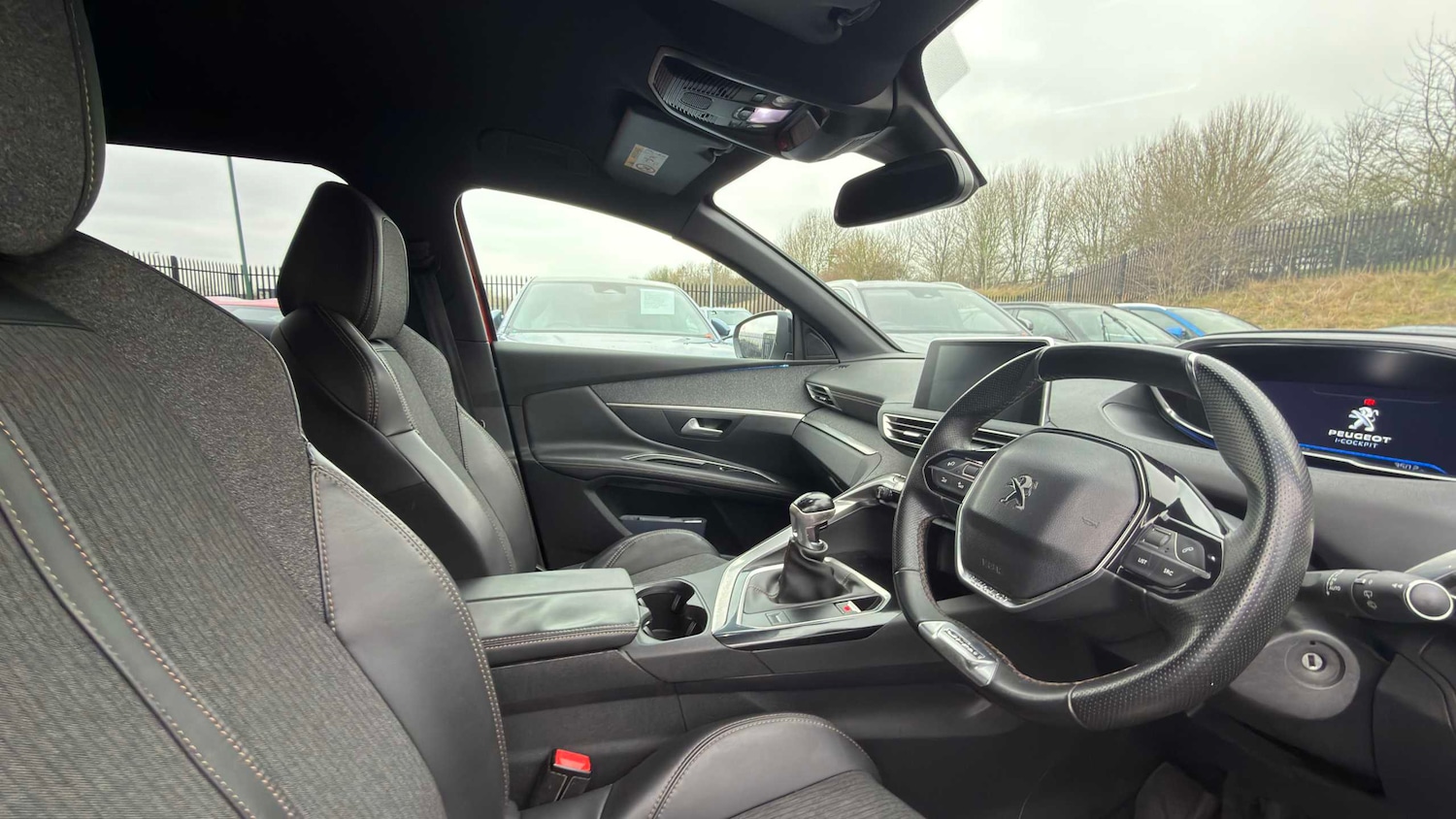 Used Peugeot 3008 2017 for sale - 77856498: Photo 3