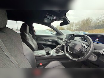 Used Peugeot 3008 2017 for sale - 77856498: Photo