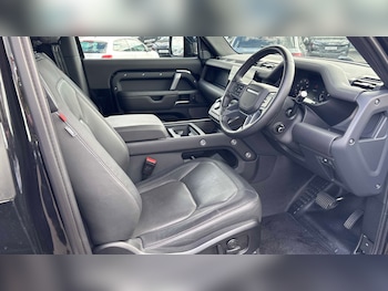 Used Land Rover Defender 2024 for sale - 79204745: Photo