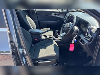 Used Kia Sportage 2023 for sale - 79160936: Photo