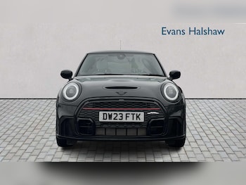 Used MINI Hatch 2023 for sale - 77861356: Photo