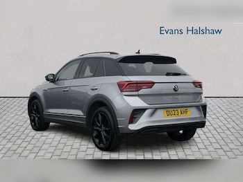 Used Volkswagen T-Roc 2023 for sale - 78550548: Photo