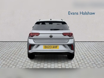 Used Volkswagen T-Roc 2023 for sale - 78550548: Photo