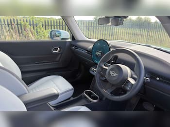 Used MINI Cooper 2025 for sale - 79851503: Photo