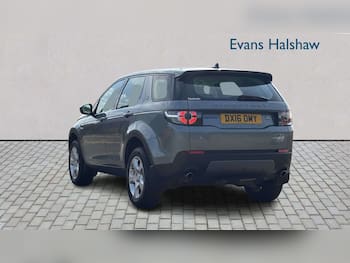 Used Land Rover Discovery Sport 2016 for sale - 79770828: Photo