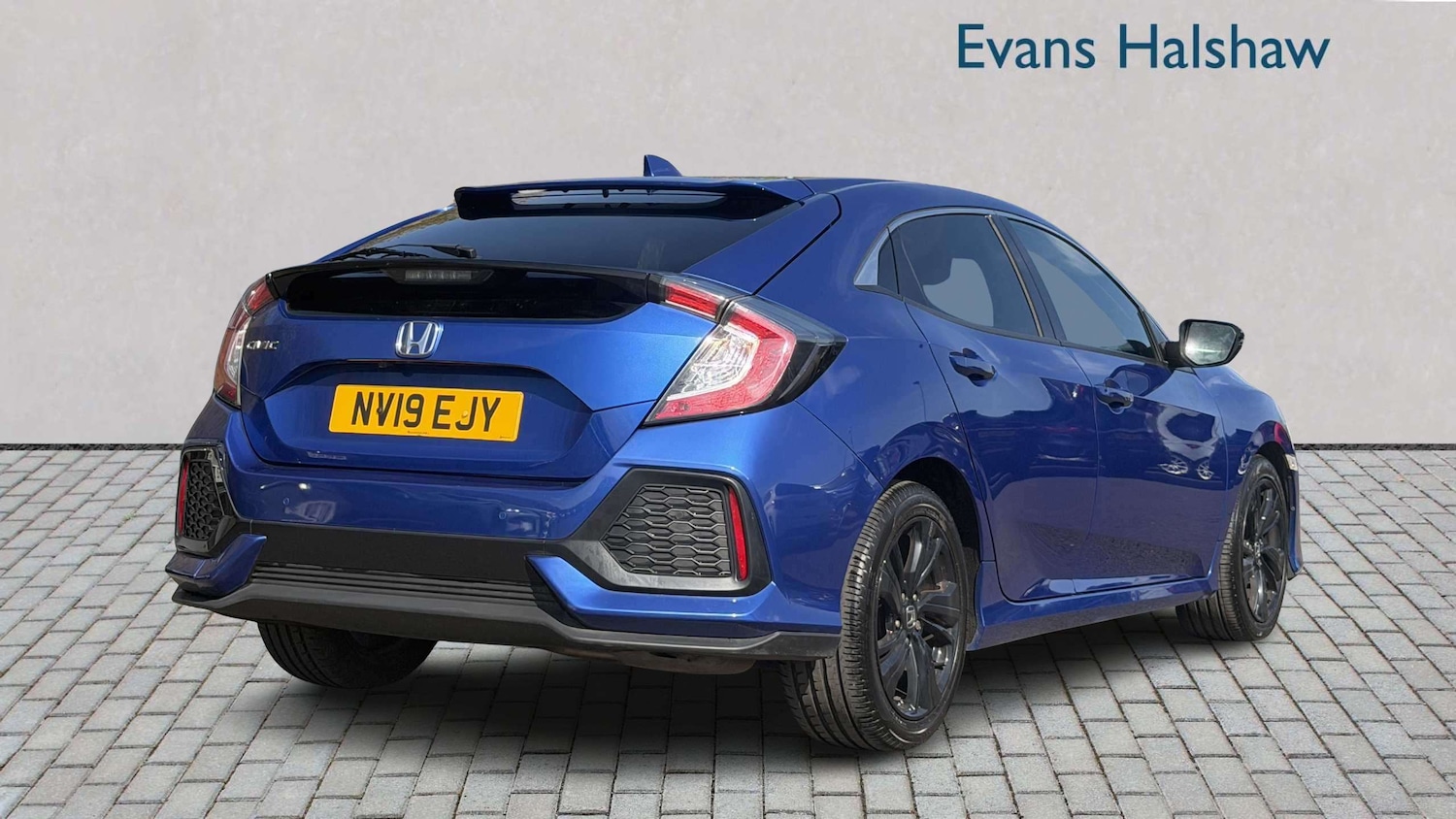 Used Honda Civic 2019 for sale - 78161424: Photo 2