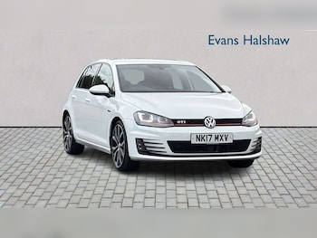 Used Volkswagen Golf 2017 for sale - 79377097: Photo