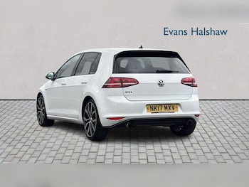 Used Volkswagen Golf 2017 for sale - 79377097: Photo
