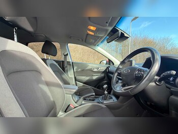 Used Hyundai KONA 2018 for sale - 78322065: Photo