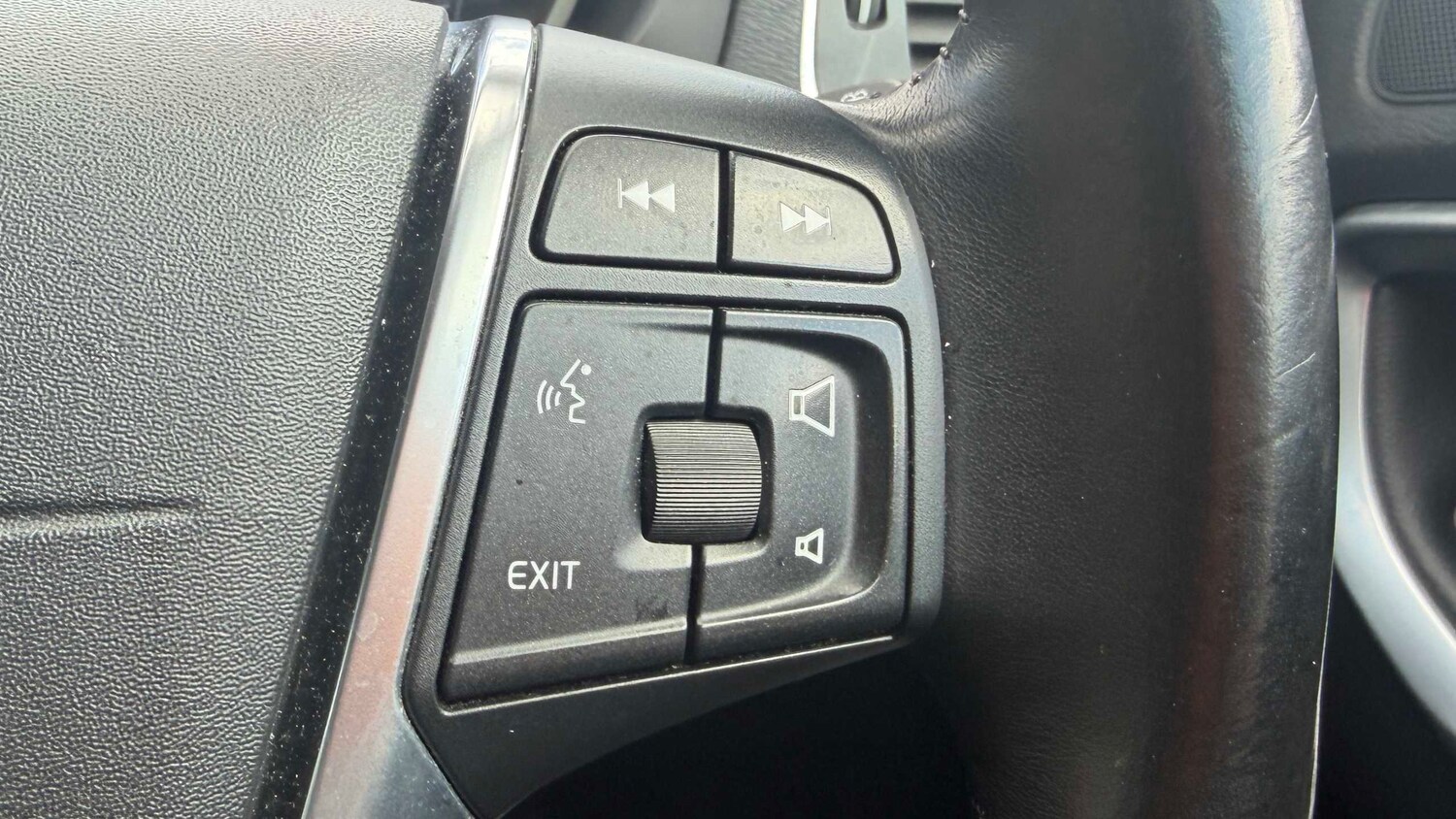 Used Volvo V40 2014 for sale - 78118917: Photo 12