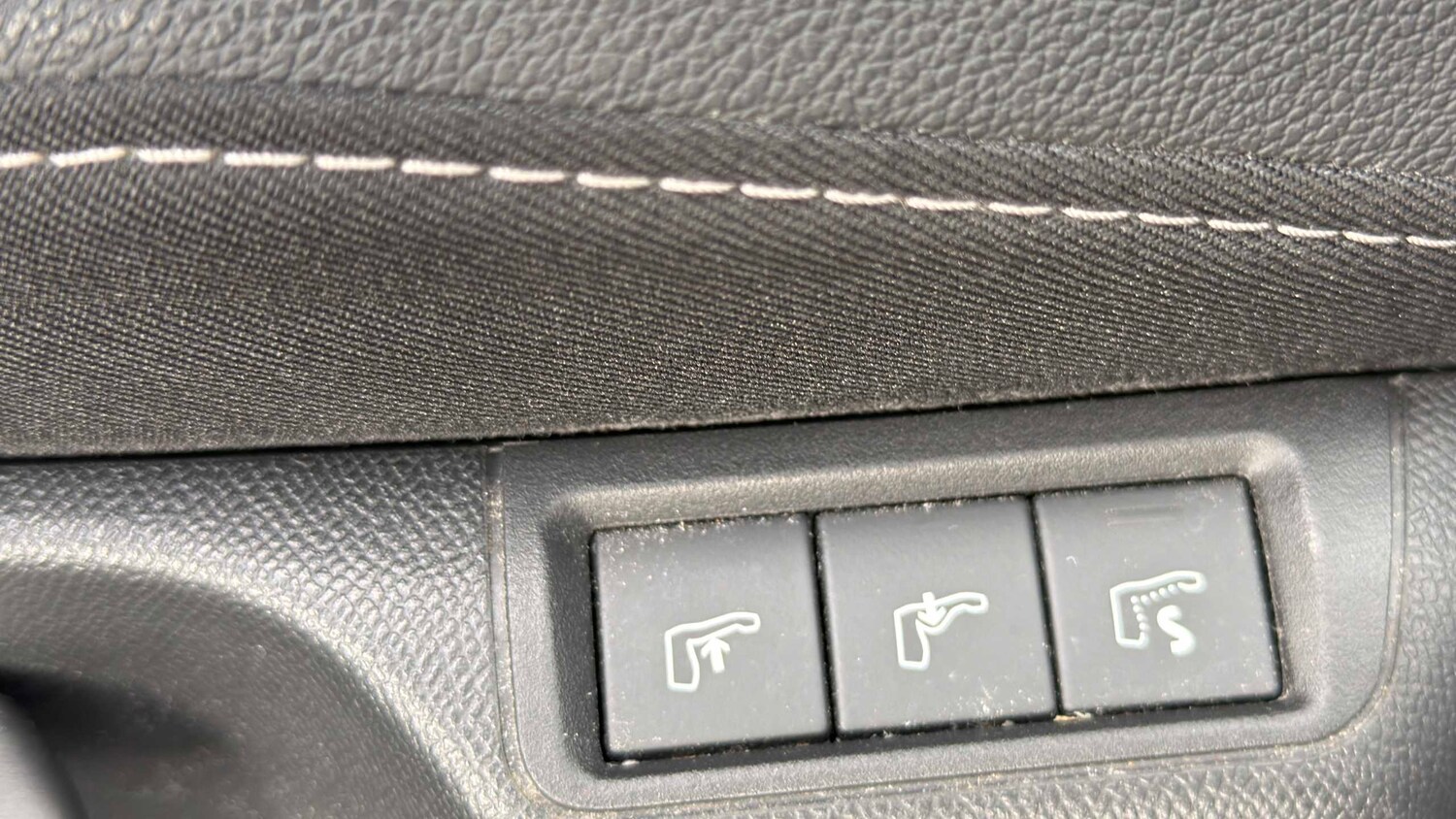 Used Vauxhall Mokka 2024 for sale - 77886236: Photo 12