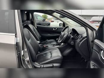 Used Nissan Pulsar 2015 for sale - 79702465: Photo