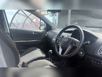 Used Hyundai i20 2014 for sale - 78678752: Photo