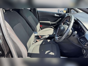 Used Ford Fiesta 2021 for sale - 79215195: Photo