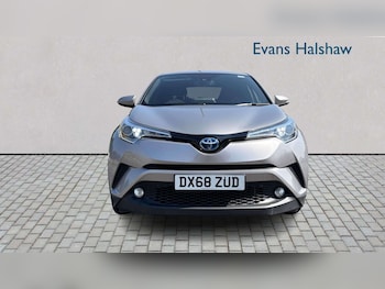 Used Toyota C-HR 2018 for sale - 79183644: Photo