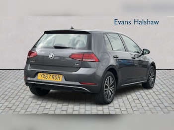 Used Volkswagen Golf 2017 for sale - 78465050: Photo