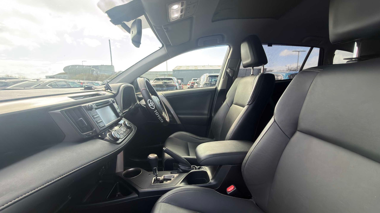 Used Toyota RAV4 2014 for sale - 78023970: Photo 8