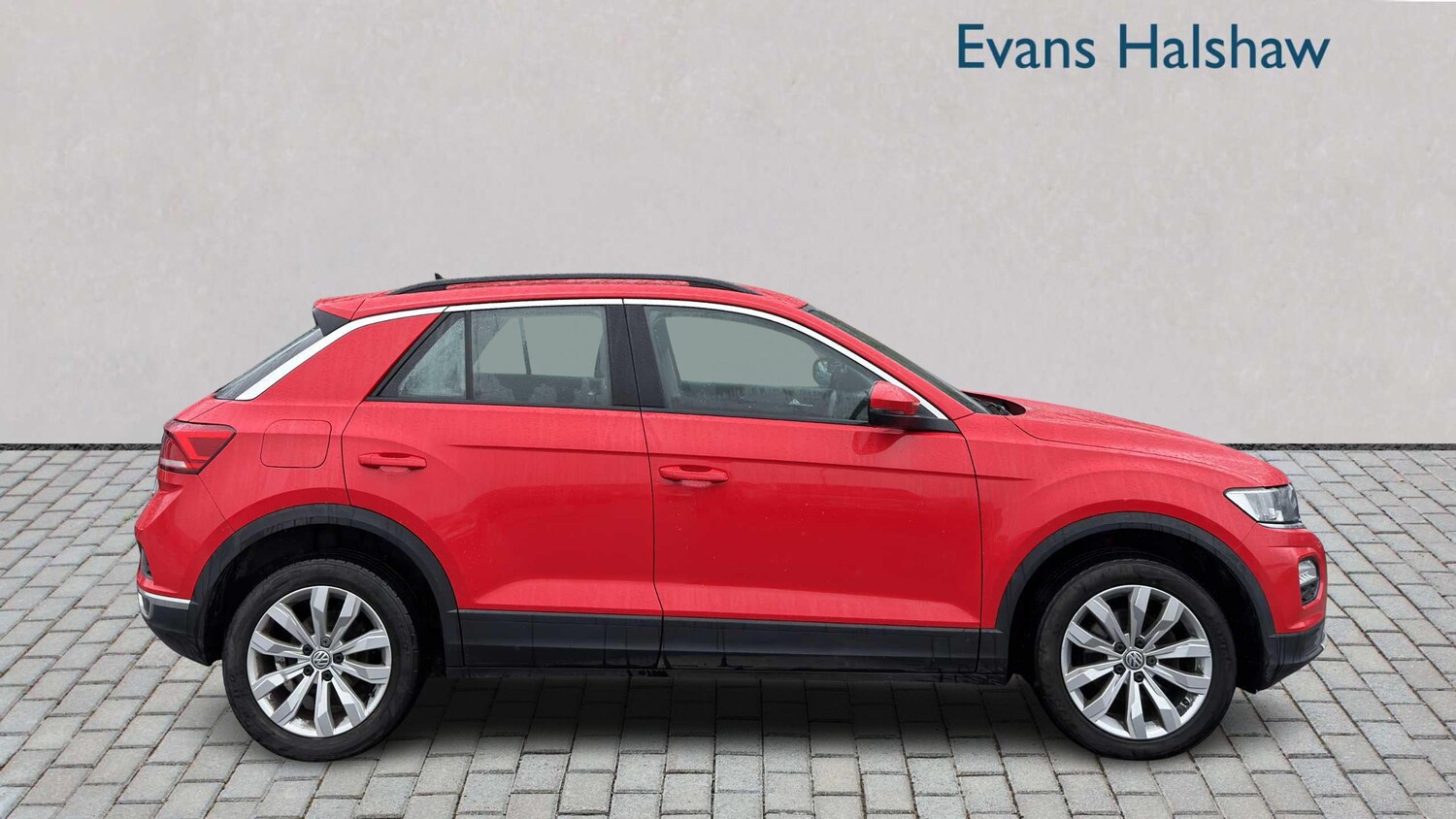 Used Volkswagen T-Roc 2019 for sale - 77857879: Photo 6