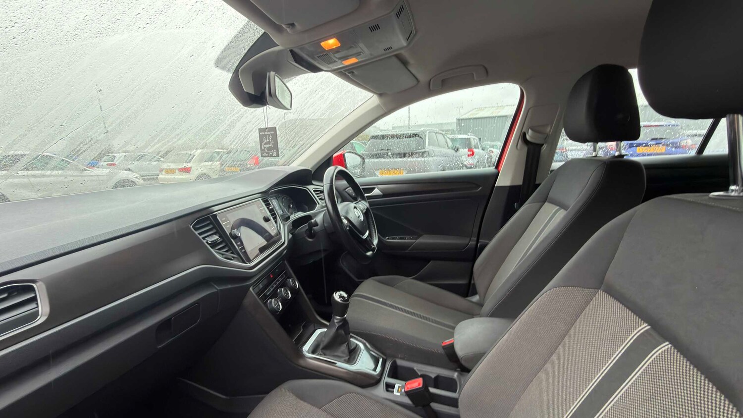 Used Volkswagen T-Roc 2019 for sale - 77857879: Photo 8