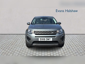Used Land Rover Discovery Sport 2016 for sale - 79611038: Photo