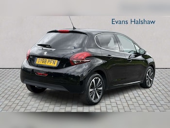 Used Peugeot 208 2018 for sale - 78564532: Photo
