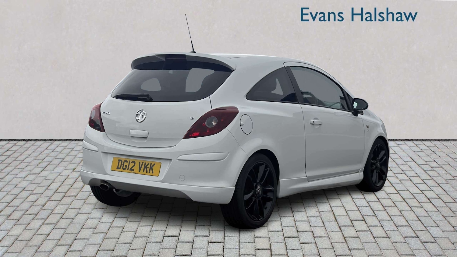 Used Vauxhall Corsa 2012 for sale - 77913921: Photo 2