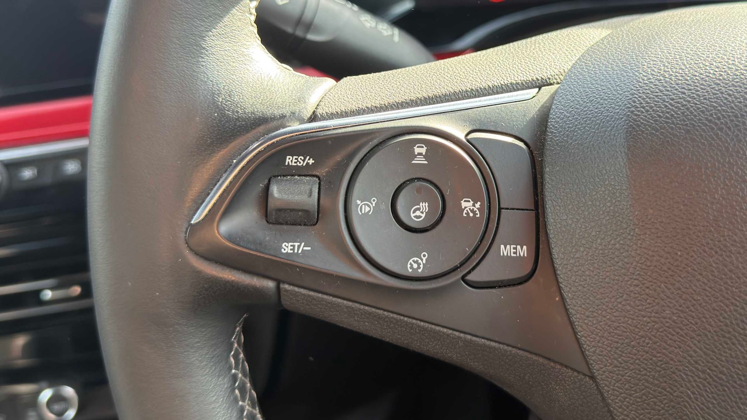 Used Vauxhall Mokka 2023 for sale - 78077013: Photo 8