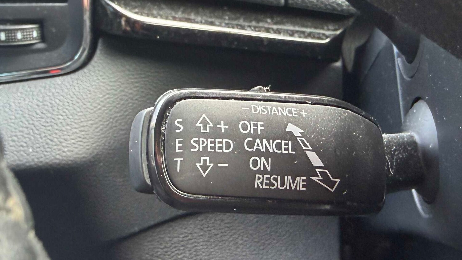 Used Skoda Karoq for sale - 77860474: Photo 17