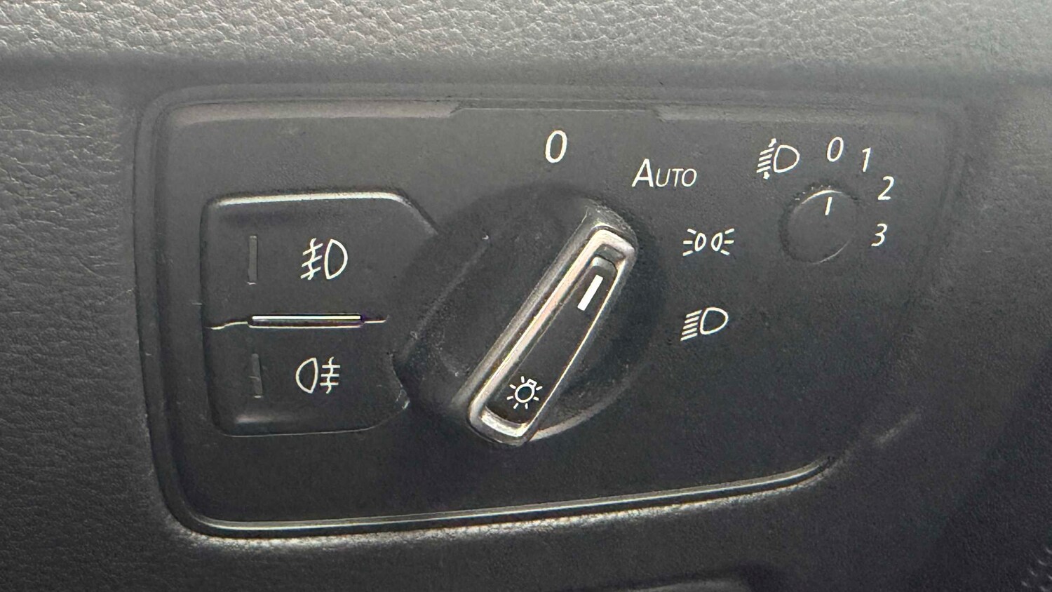 Used Volkswagen Passat 2017 for sale - 78010588: Photo 11