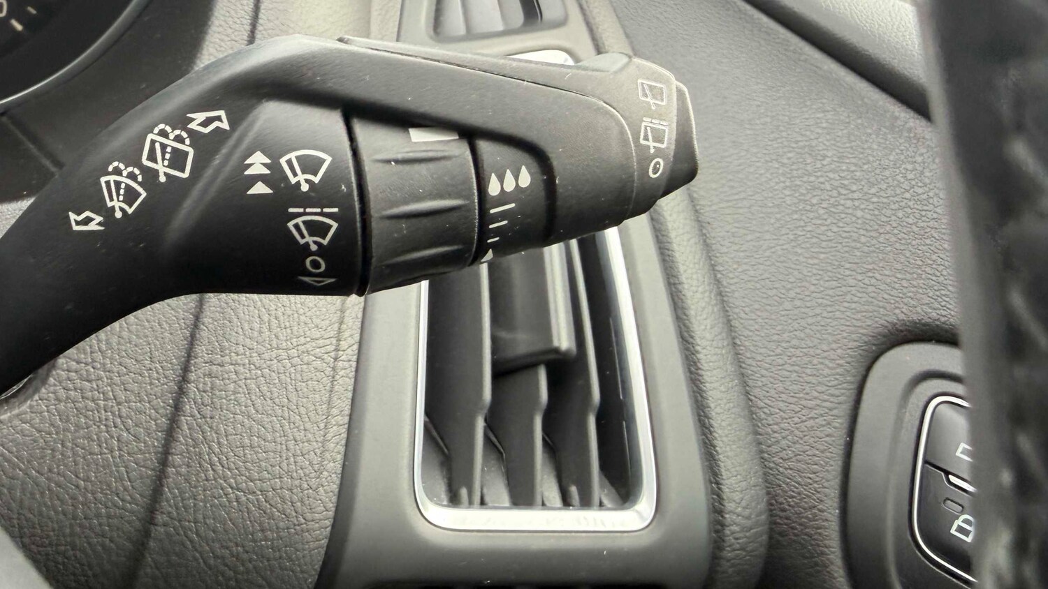 Used Ford Focus 2017 for sale - 77860276: Photo 16