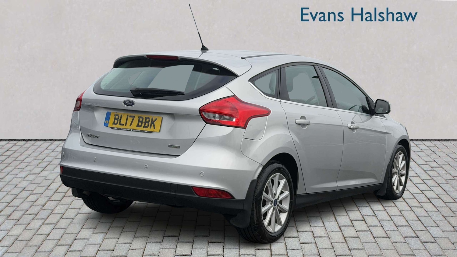 Used Ford Focus 2017 for sale - 77860276: Photo 2