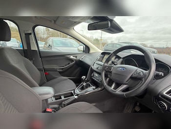 Used Ford Focus 2017 for sale - 77860276: Photo