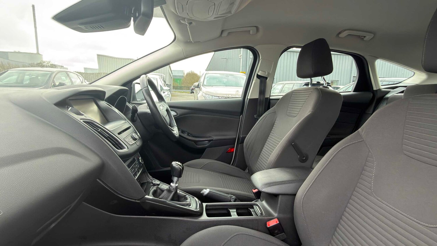 Used Ford Focus 2017 for sale - 77860276: Photo 9