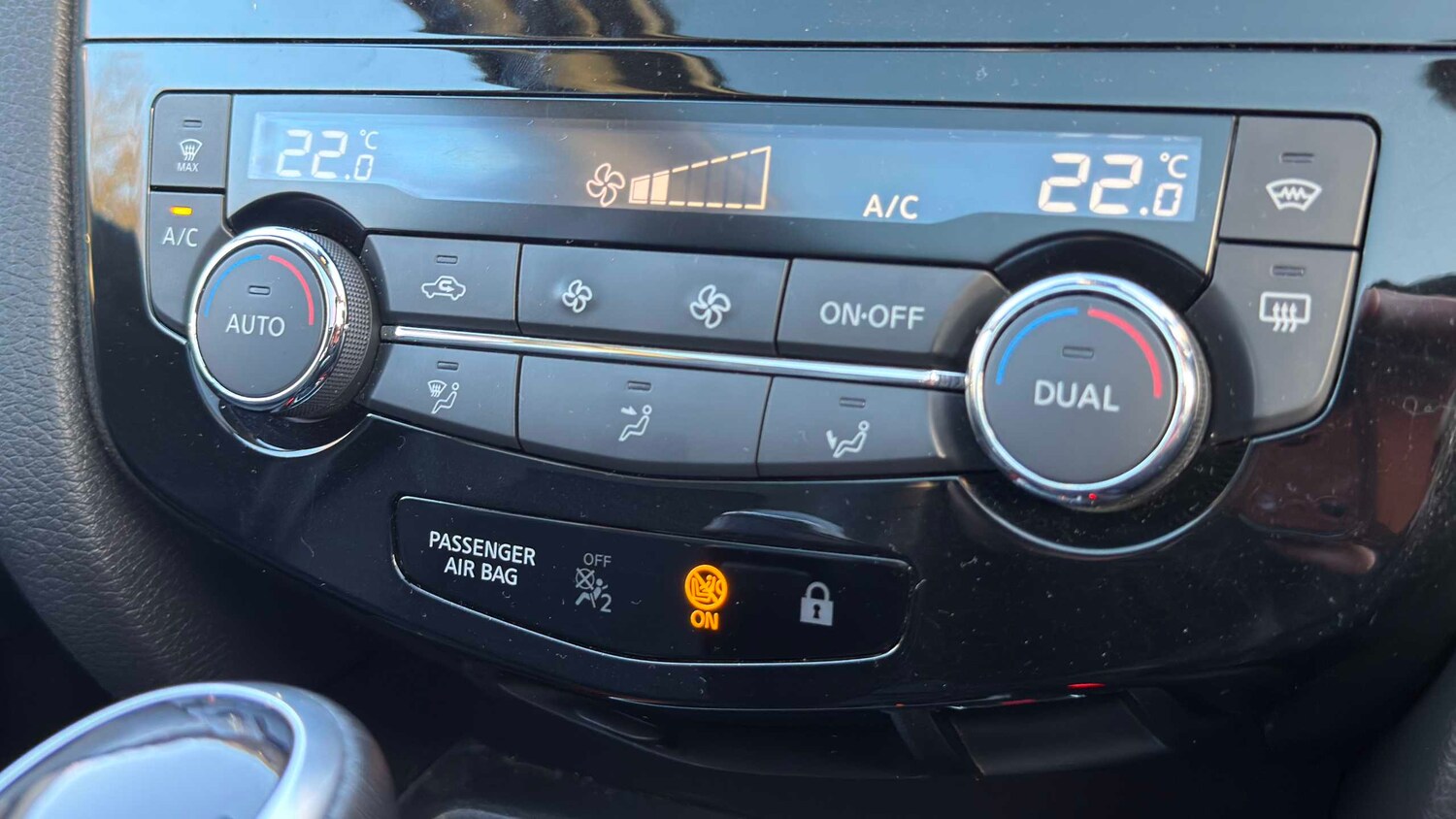 Used Nissan Qashqai for sale - 77862687: Photo 19