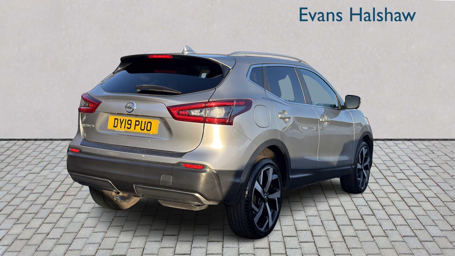 Used Nissan Qashqai for sale - 77862687: Photo 2