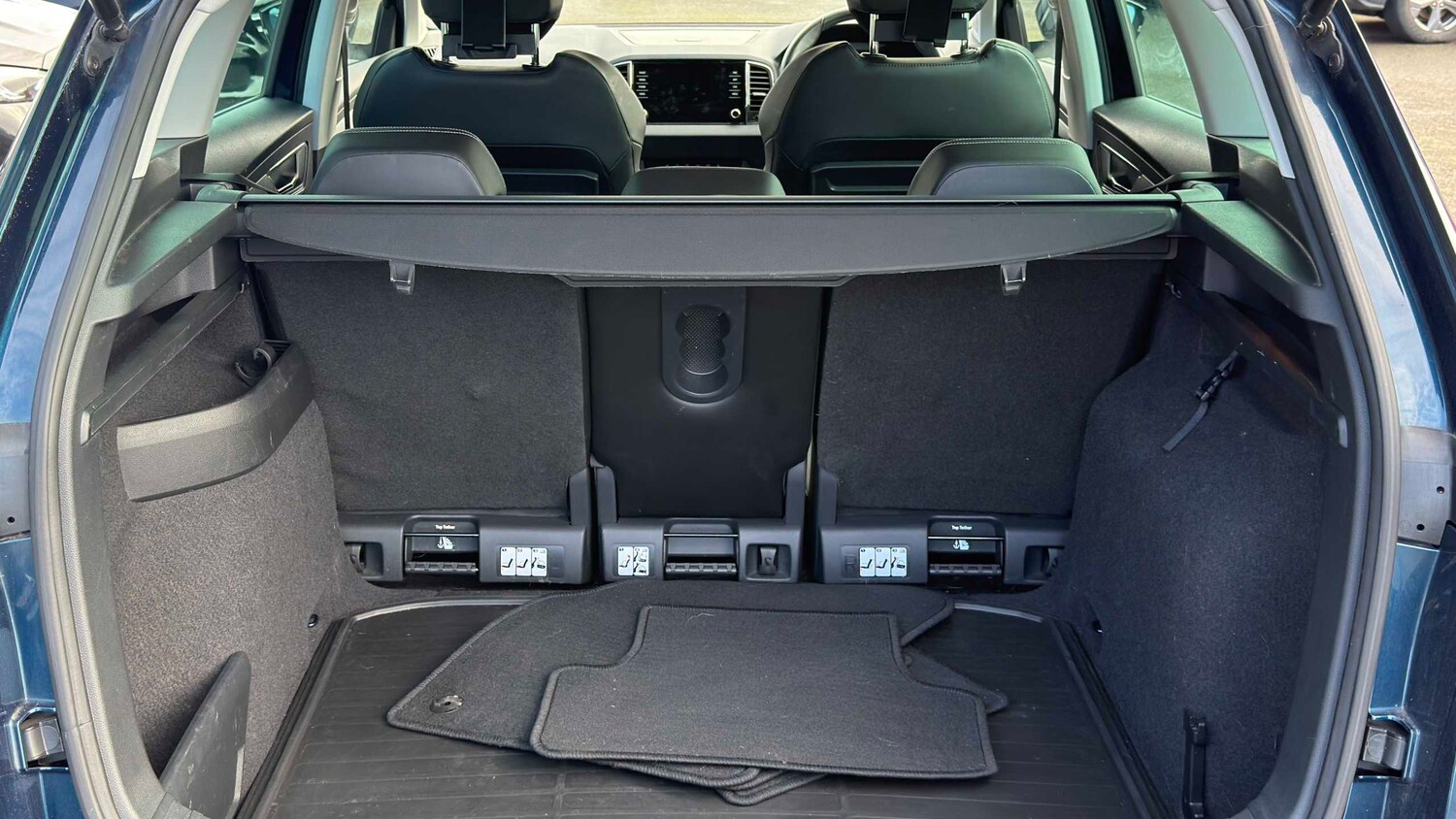 Used Skoda Karoq 2023 for sale - 77972570: Photo 11