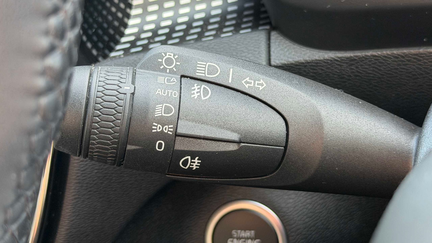 Used Volvo XC40 2022 for sale - 77996240: Photo 22