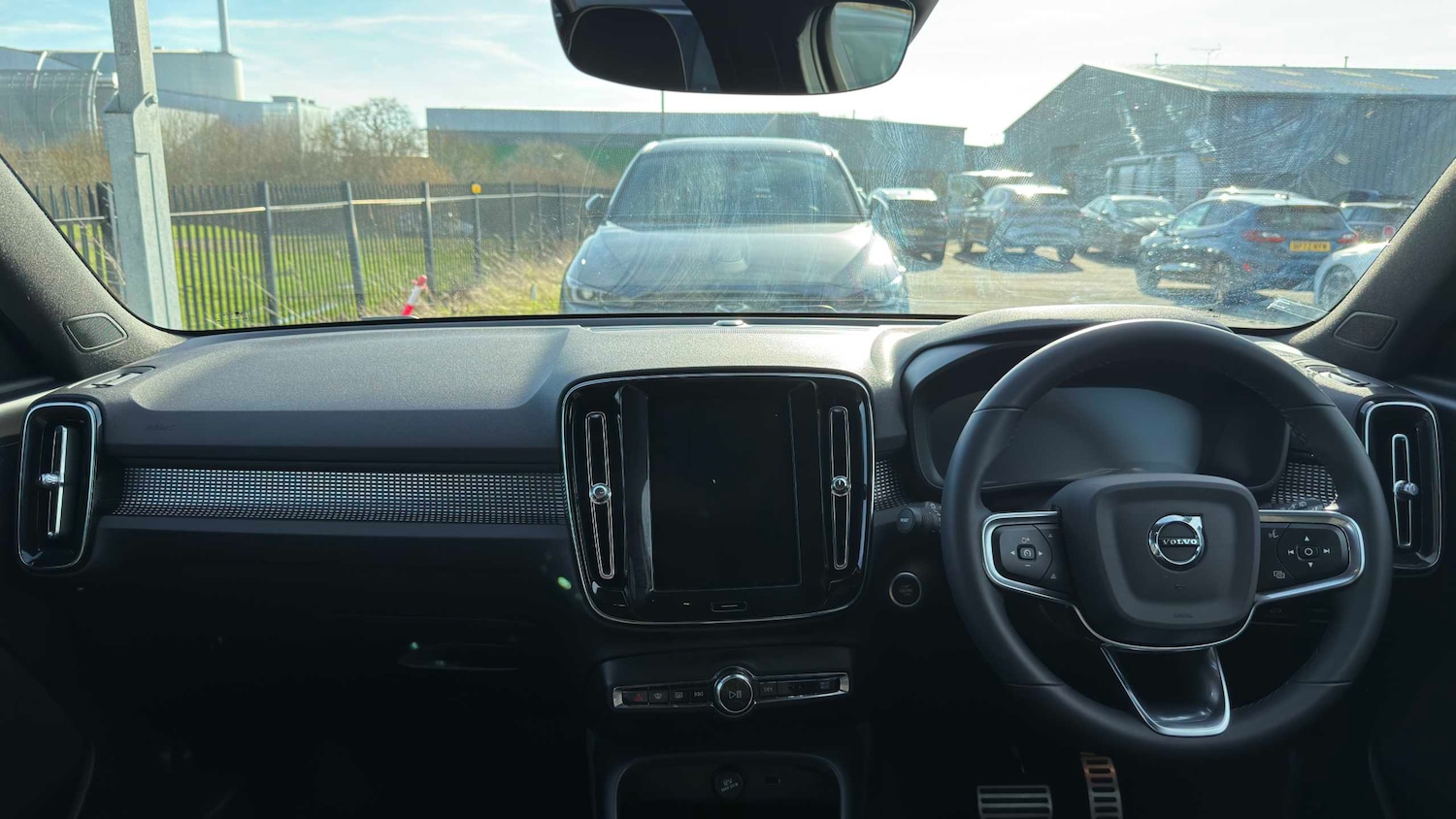 Used Volvo XC40 2022 for sale - 77996240: Photo 5