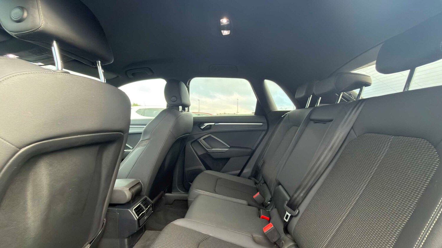 Used Audi Q3 for sale - 77861643: Photo 9