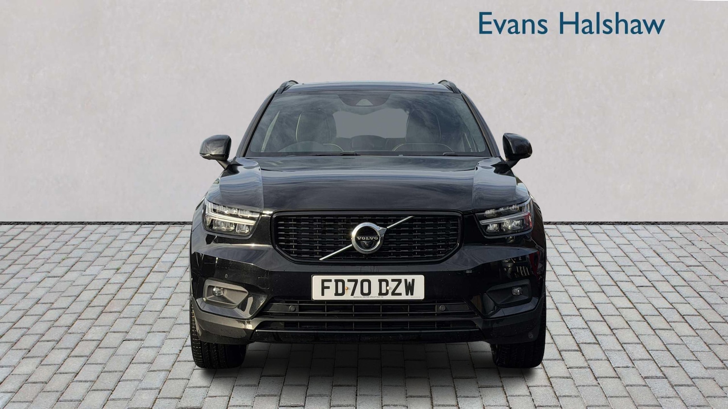 Used Volvo XC40 2020 for sale - 77961038: Photo 2