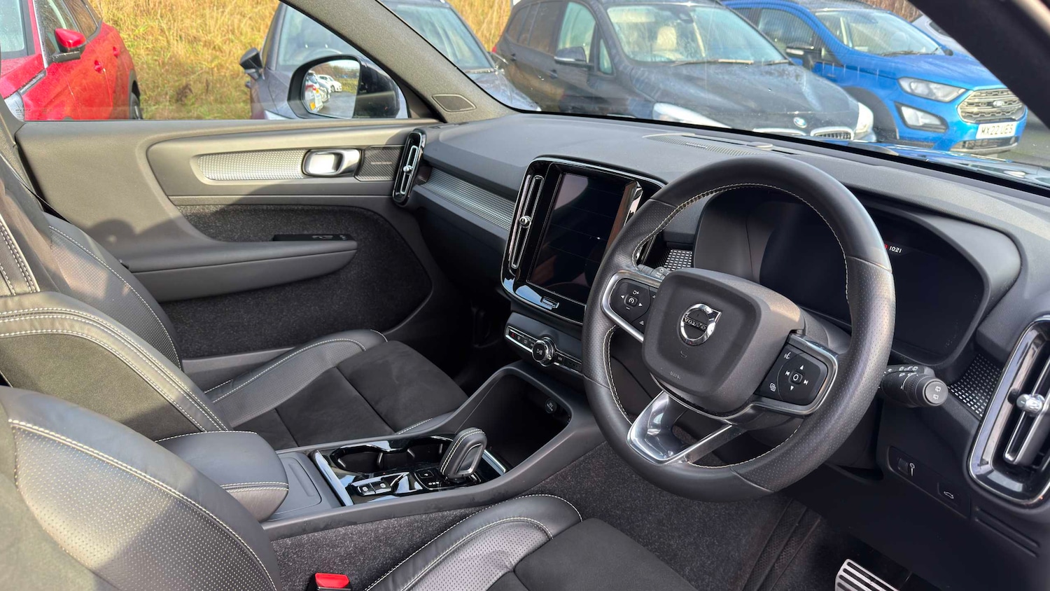 Used Volvo XC40 2020 for sale - 77961038: Photo 3