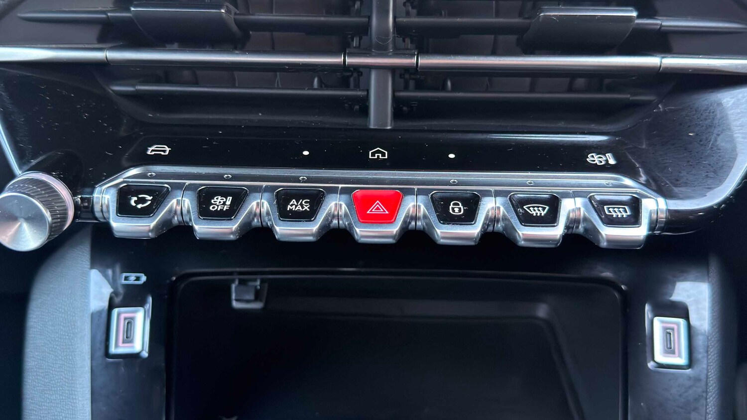 Used Peugeot 2008 2024 for sale - 77861899: Photo 10