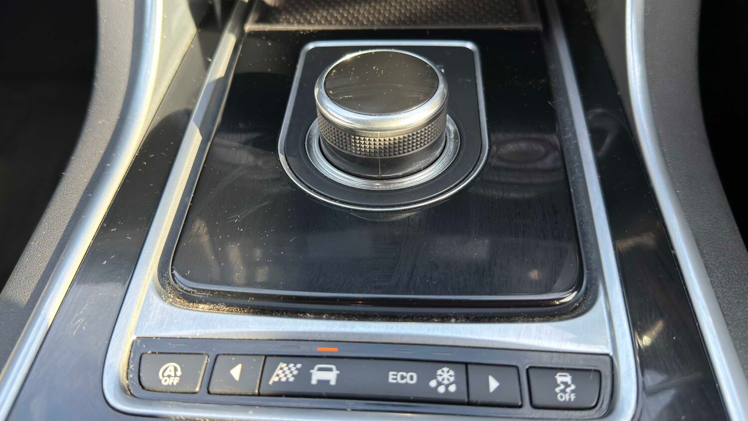 Used Jaguar XE for sale - 77862315: Photo 20