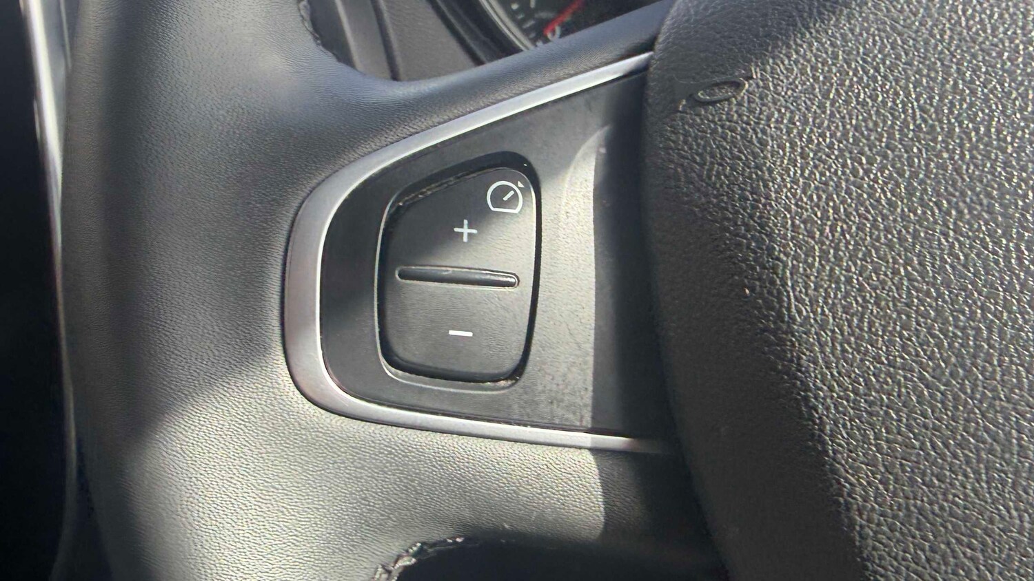 Used Renault Captur 2019 for sale - 78076705: Photo 12