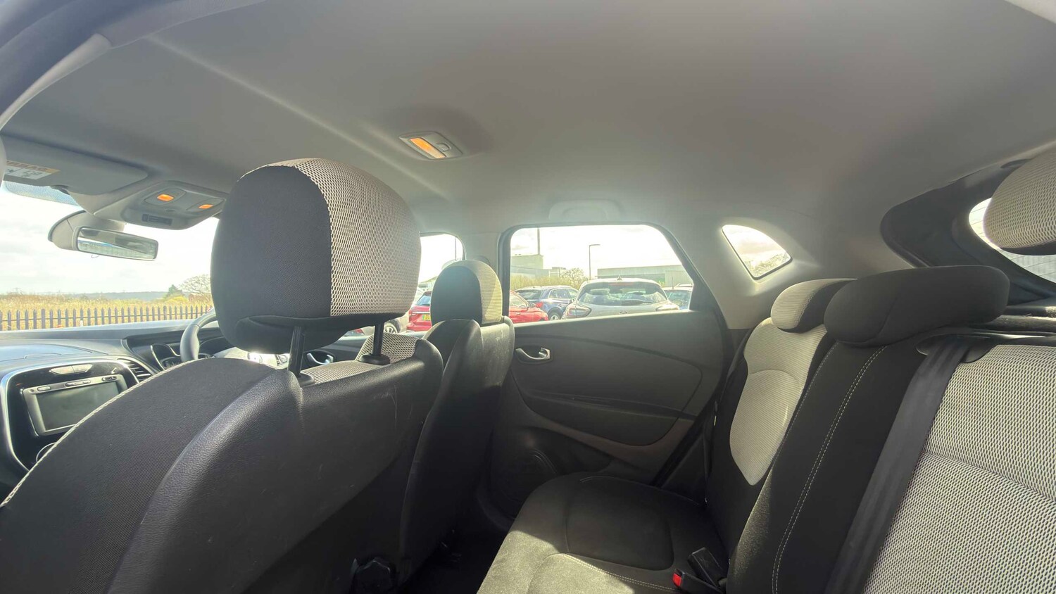 Used Renault Captur 2019 for sale - 78076705: Photo 9